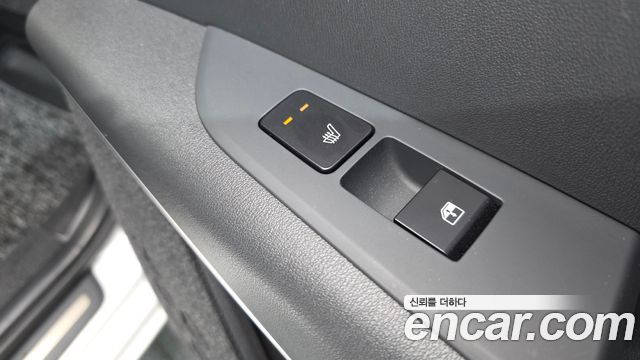Kia Niro 2023 — photo 24