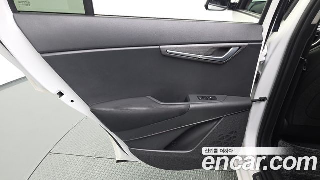 Kia Niro 2023 — photo 15