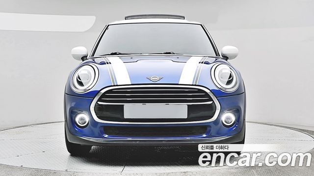 Mini Cooper 2021 — photo 2