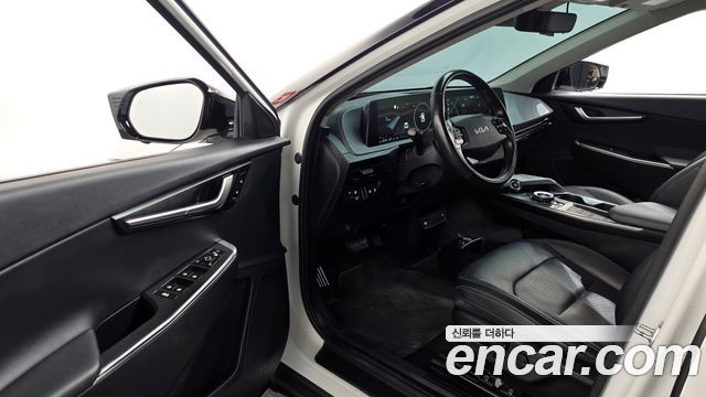 Kia EV6 2022 — photo 13