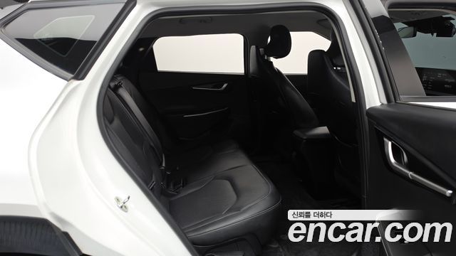 Kia EV6 2022 — photo 17