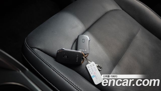 Kia EV6 2022 — photo 21