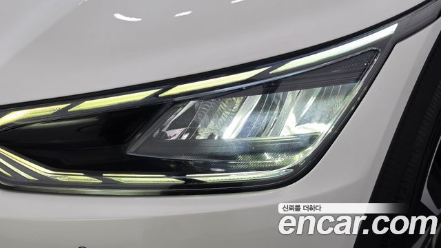 Kia EV6 2022 — photo 8