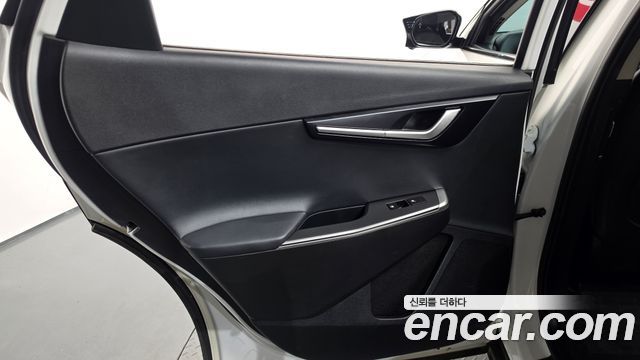 Kia EV6 2022 — photo 15