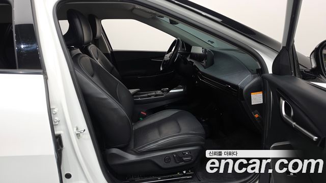 Kia EV6 2022 — photo 16
