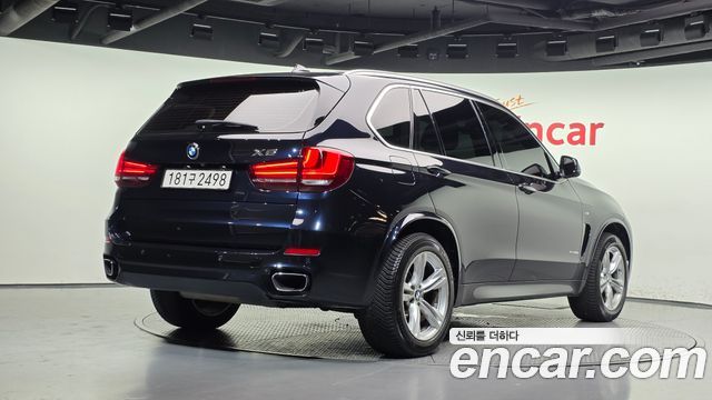 BMW X5 2018 — photo 2