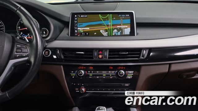 BMW X5 2018 — photo 14