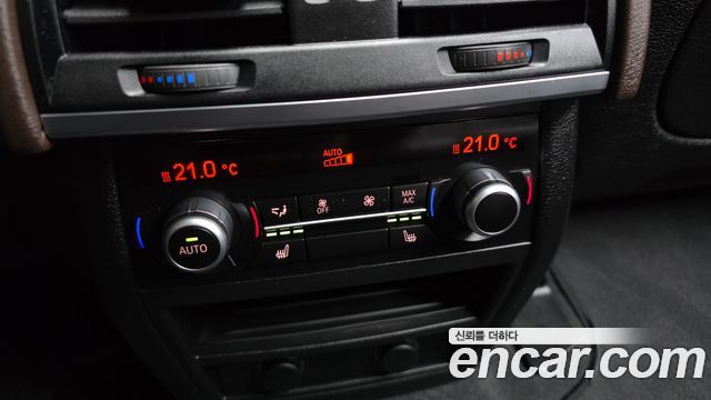BMW X5 2018 — photo 19