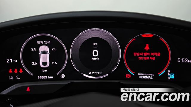 Porsche Taycan 2025 — photo 11