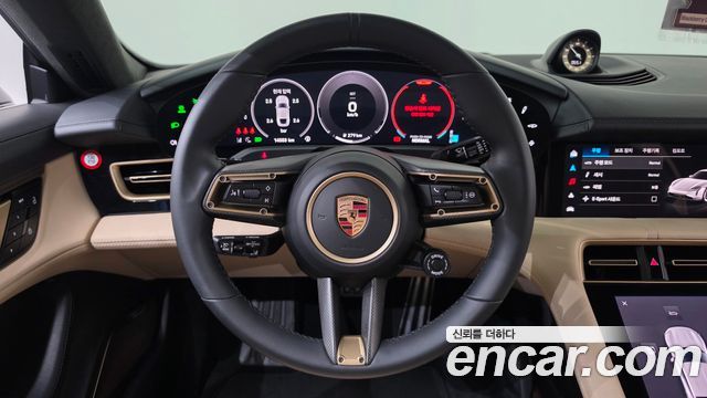 Porsche Taycan 2025 — photo 18