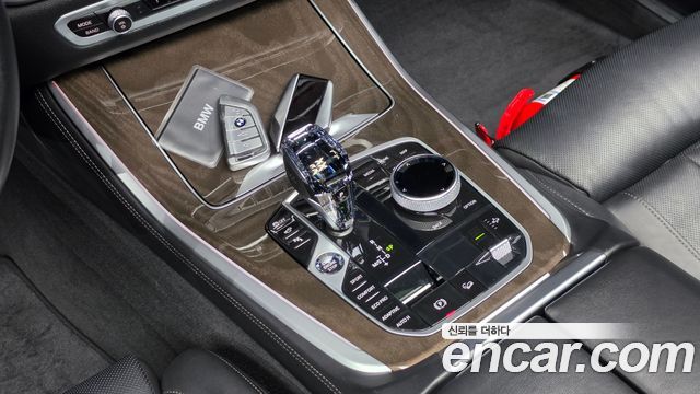 BMW X5 2022 — photo 12