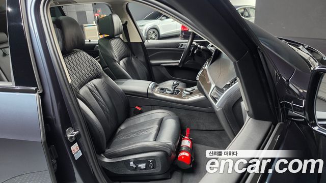 BMW X5 2022 — photo 17