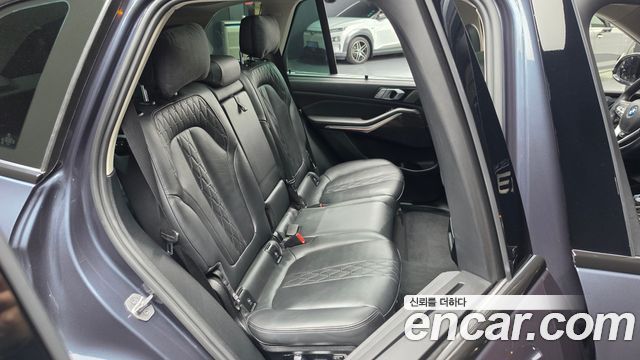 BMW X5 2022 — photo 18