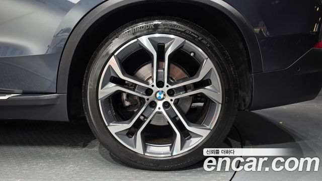 BMW X5 2022 — photo 7