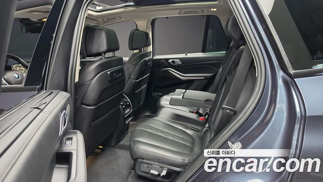 BMW X5 2022 — photo 16