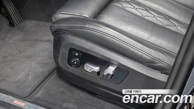 BMW X5 2022 — photo 29