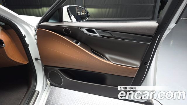 Genesis G80 2022 — photo 14
