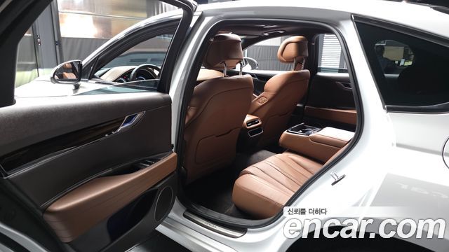 Genesis G80 2022 — photo 16