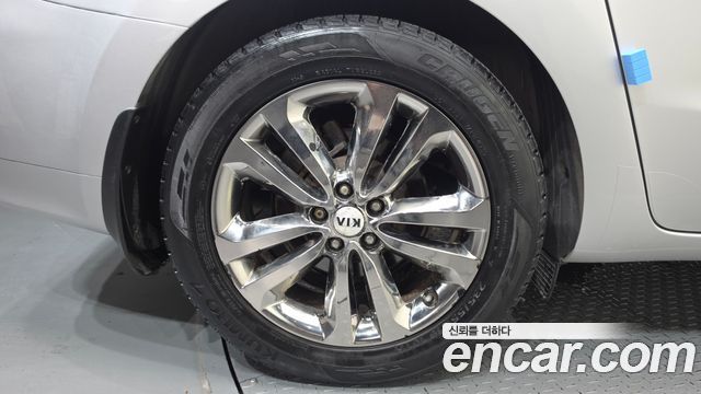 Kia Canival 2016 — photo 5