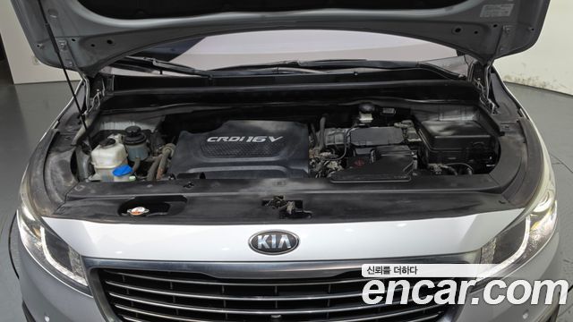 Kia Canival 2016 — photo 6