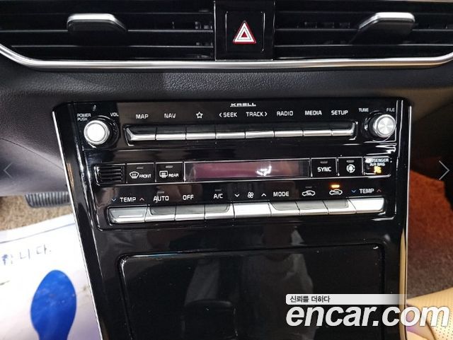 Kia K7 2020 — photo 10