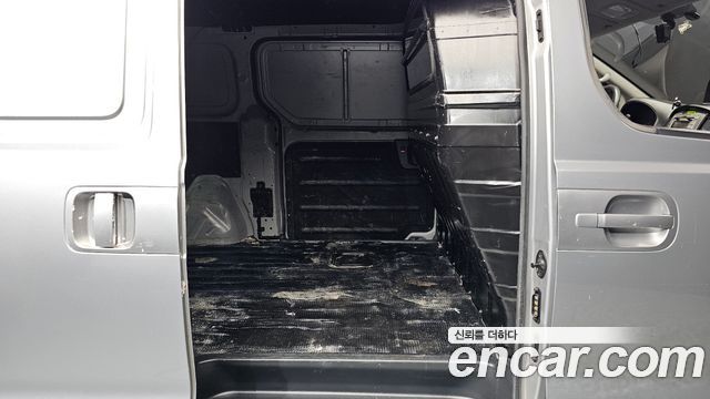 Hyundai Starex 2015 — photo 12