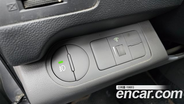 Hyundai Starex 2015 — photo 18