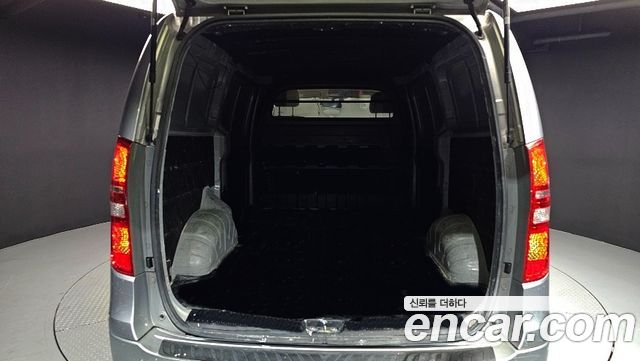 Hyundai Starex 2015 — photo 20