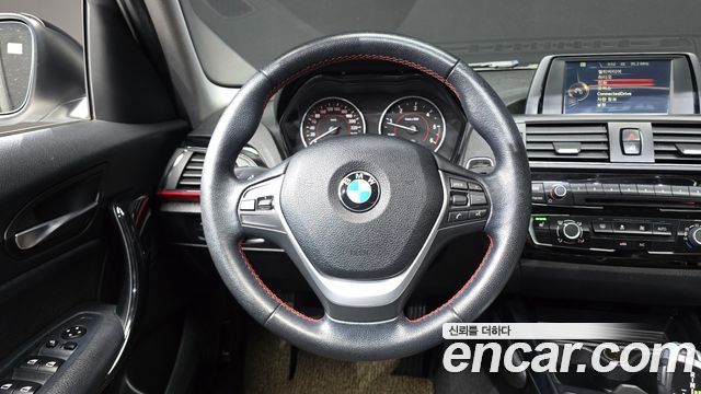 BMW 1-Series 2016 — photo 12