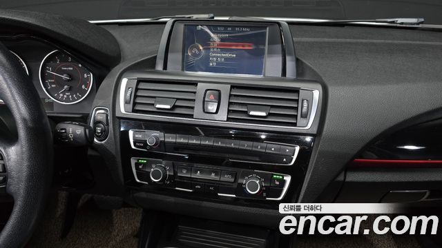 BMW 1-Series 2016 — photo 13