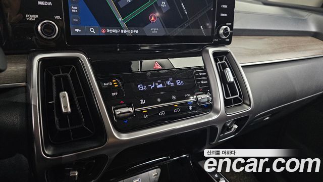 Kia Sorento 2021 — photo 22