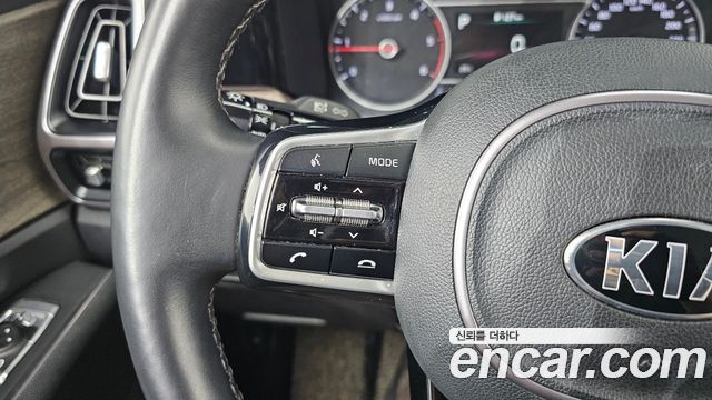 Kia Sorento 2021 — photo 28