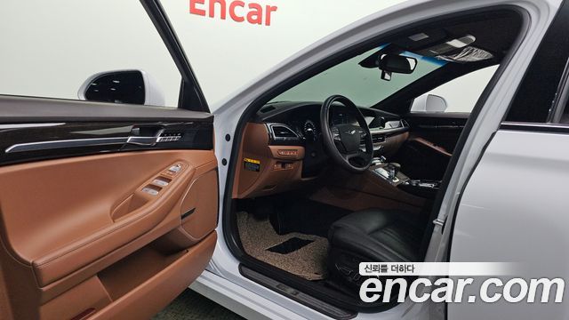 Genesis G90 2019 — photo 10