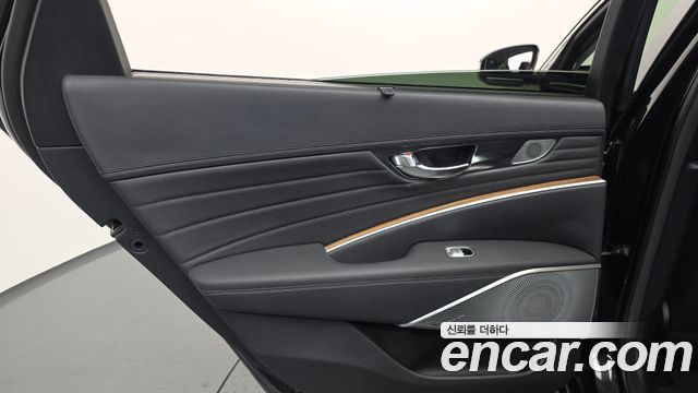 Kia K9 2022 — photo 15