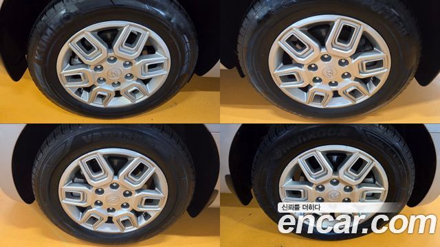 Hyundai Staria 2023 — photo 6