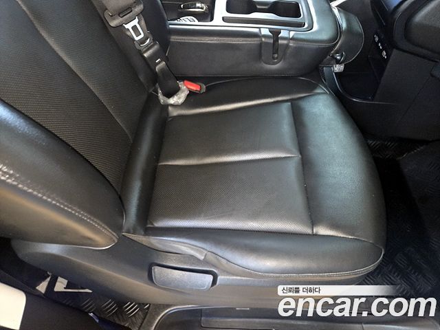 Hyundai Staria 2023 — photo 10