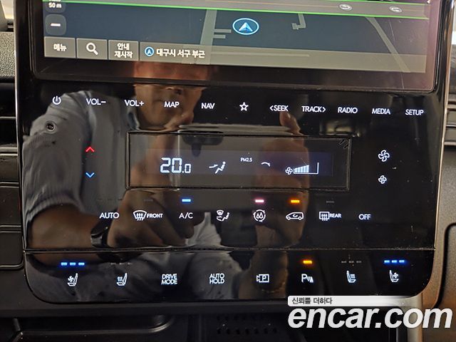 Hyundai Staria 2023 — photo 14