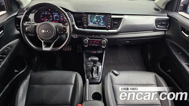 Kia Stonic 2018 — photo 10