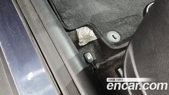 Kia Stonic 2018 — photo 18
