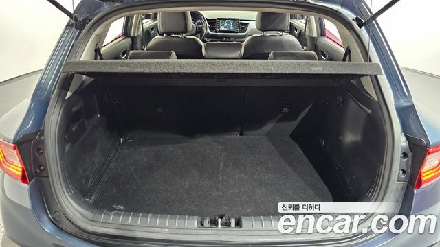 Kia Stonic 2018 — photo 23
