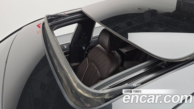 BMW 7-Series 2016 — photo 24