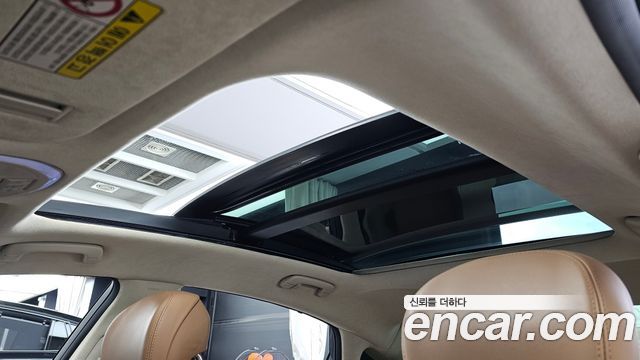 Hyundai Genesis 2016 — photo 18