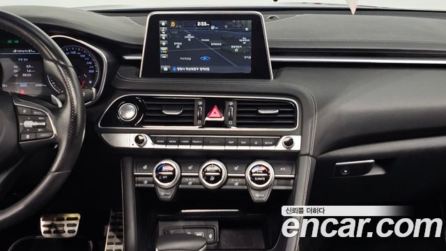 Genesis G70 2019 — photo 20
