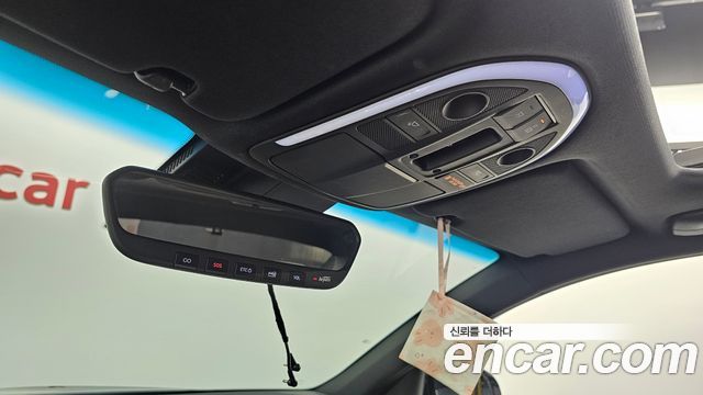 Genesis G70 2019 — photo 23