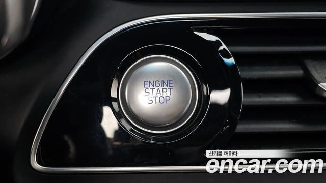 Genesis G70 2019 — photo 28