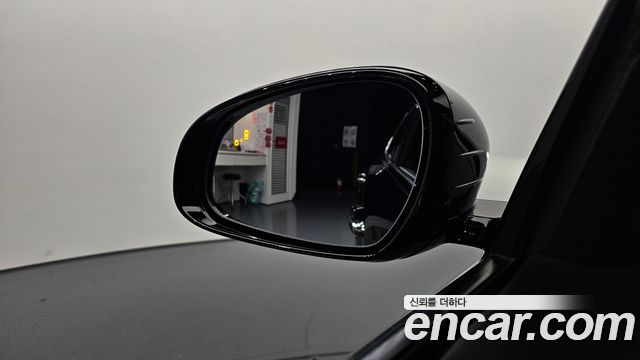 Genesis G70 2019 — photo 32