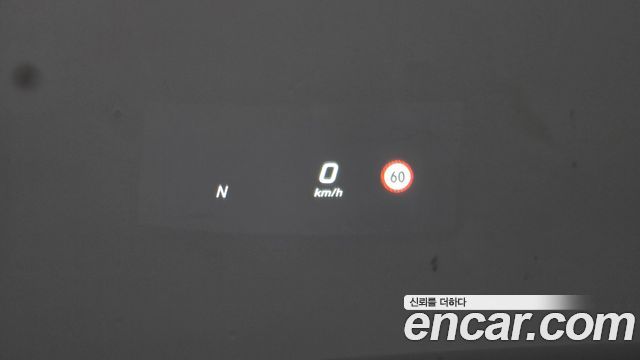 Mercedes-Benz E-Class 2017 — photo 17