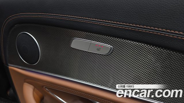 Mercedes-Benz E-Class 2017 — photo 18