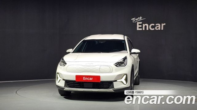 Kia Niro 2023 — photo 3