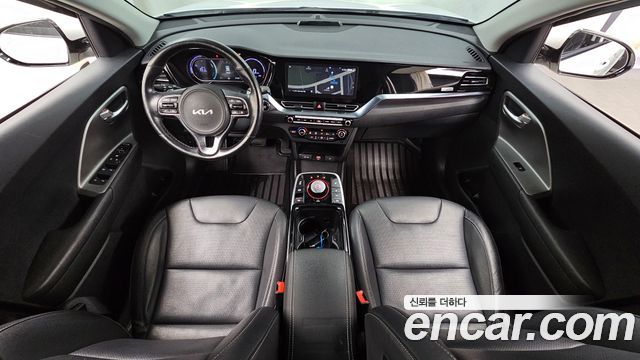 Kia Niro 2023 — photo 7